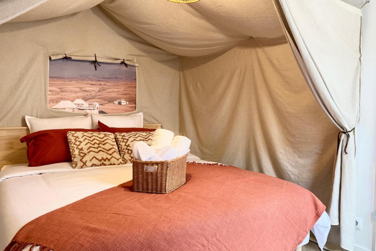 Villeneuve-sur-Yonne L'Expedition - Best Keys - Experience Unique - Deco Immersive - Lit Queen Size & Canape Convertible - Centre Ville - Netflix & Wifi Illimite - Check-In Autonome - Parking Gratuit מראה חיצוני תמונה